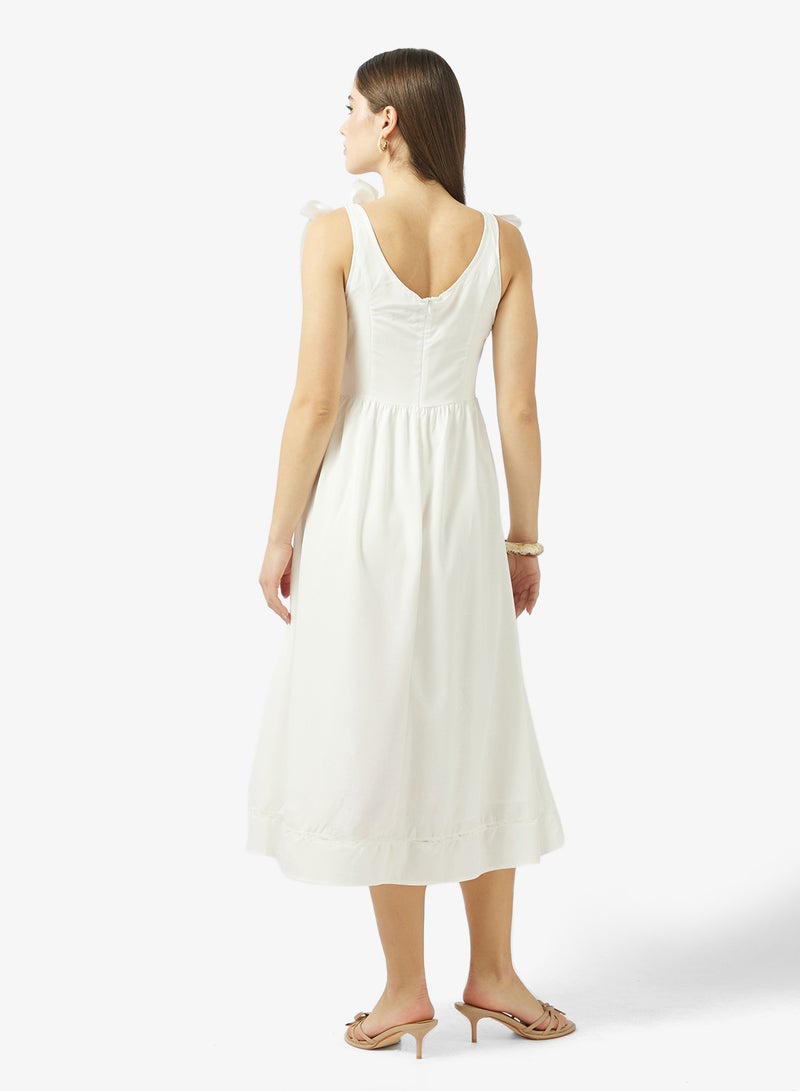 جينجر فستان بتصميم أميرة بياقة قلب وكورسيه - Image 2